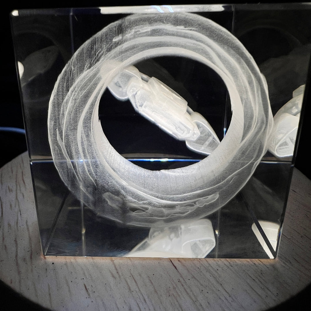 USS Defiant NX-74205 Lighted Cryo Starship