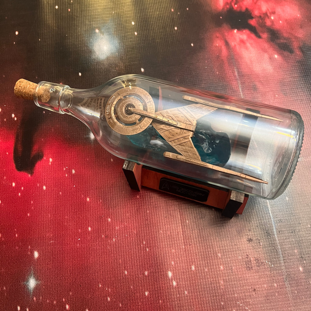 Star Trek USS Discovery NCC-1031 Starship in a Bottle