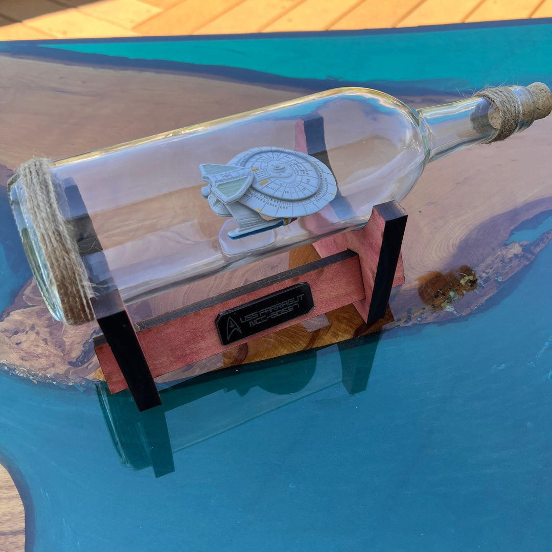 Star Trek USS Farragut NCC-60597 in a Bottle