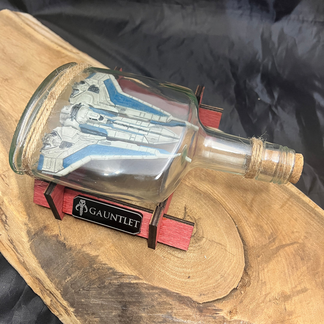 Star Wars Mandalorian Gauntlet Starship in a Bottle