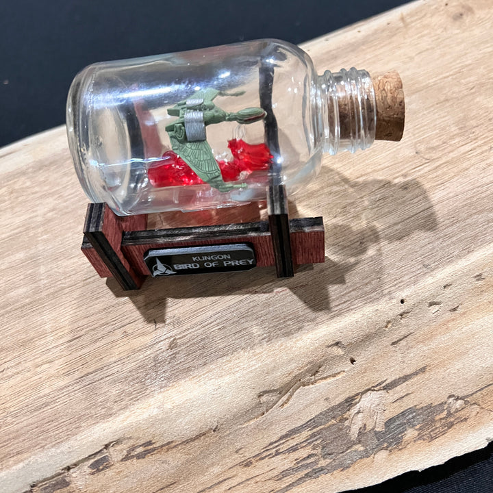 Mini Bâtiment de Guerre Klingon en Bouteille