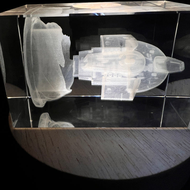 USS Defiant NX-74205 Lighted Cryo Starship