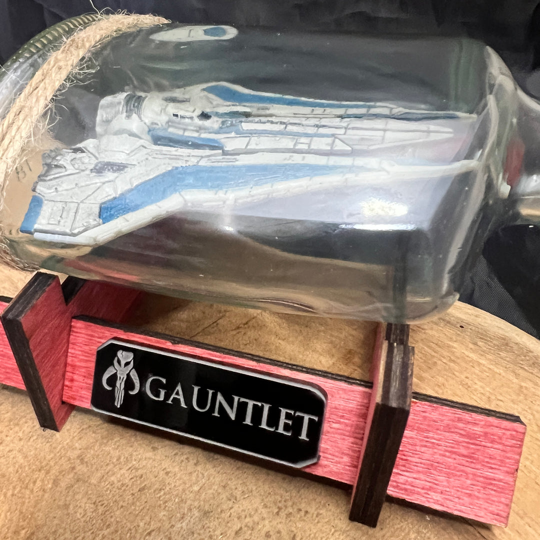 Star Wars Mandalorian Gauntlet Starship in a Bottle