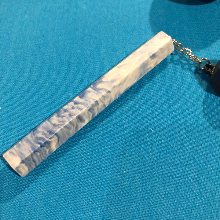 2 Cue Pool Claw Resin Blue and White  With Matching Chalk Holder Billiards