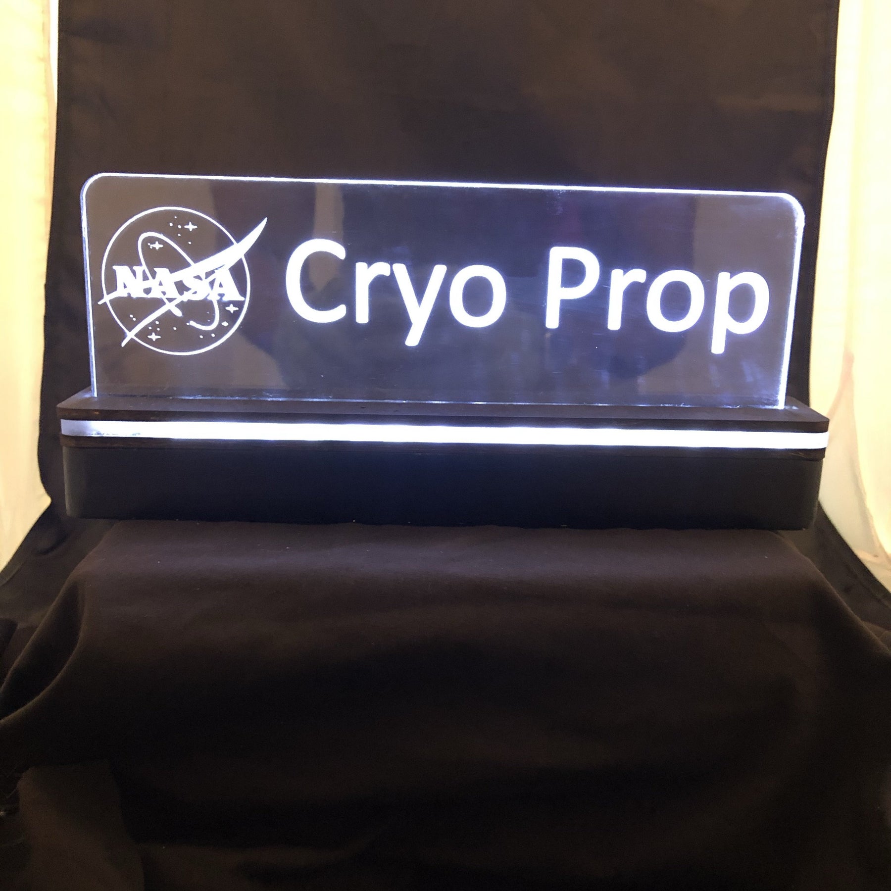 Battery Powered Lighted Acrylic Sign - Battery Fully Enclosed – CCHobbyFun