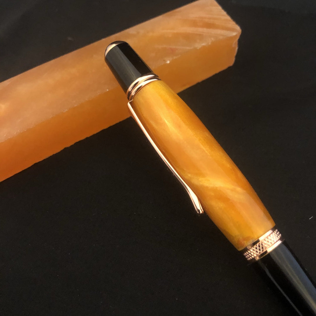 Sierra Style Handturned Acrylic Pen - CCHobby